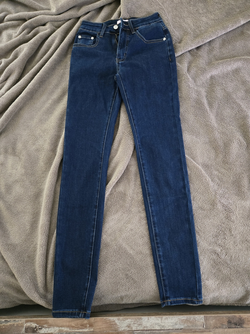 Dark Blue Women’s Skinny Jeans